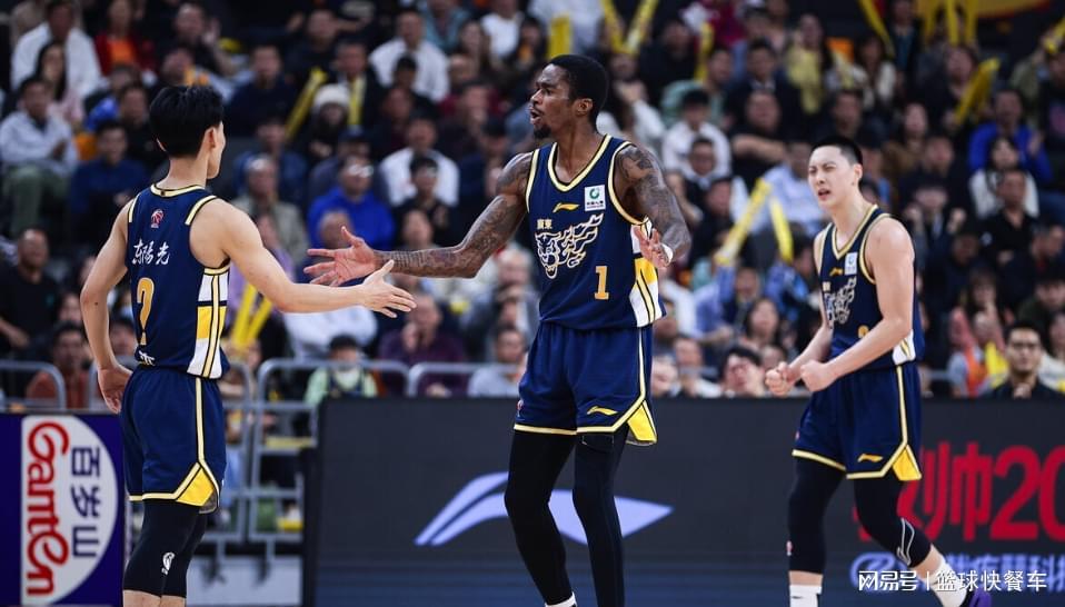 如意体育网页版-CBA积分榜最新排名！上海狂胜广东冲上第2：辽宁第11山西第14